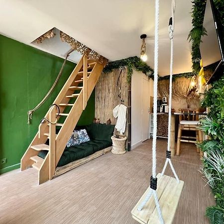 Nuit Dans La Jungle - Love Room Souppes-sur-Loing Luaran gambar